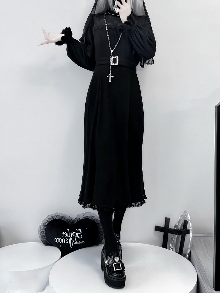 Black Sleeves with Illusion Jirai Dress: Silhouette Kei Neckline Cape Dark Mermaid