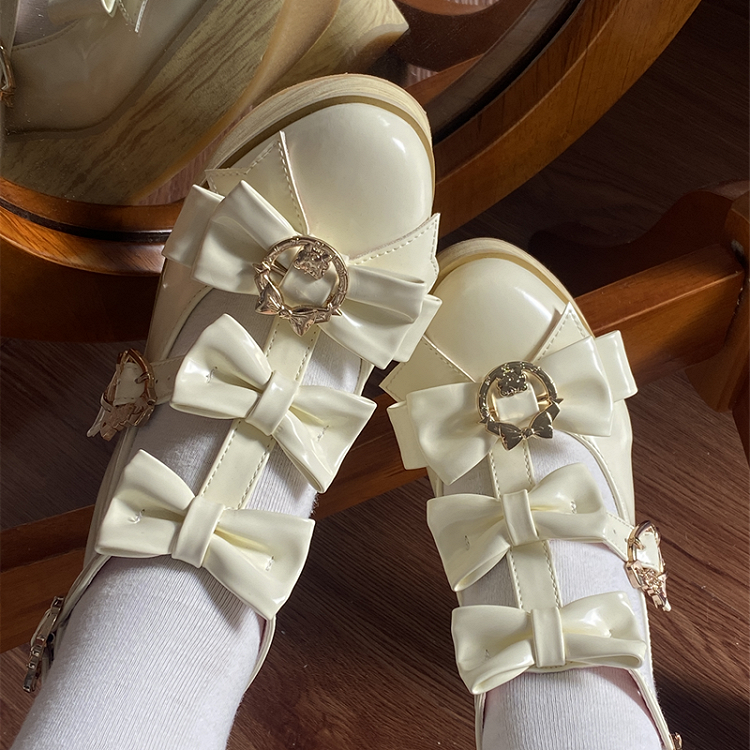 Yellow with Shoes Platform Grain Wood Details Hime Snap Creamy Lolita Heart-shaped