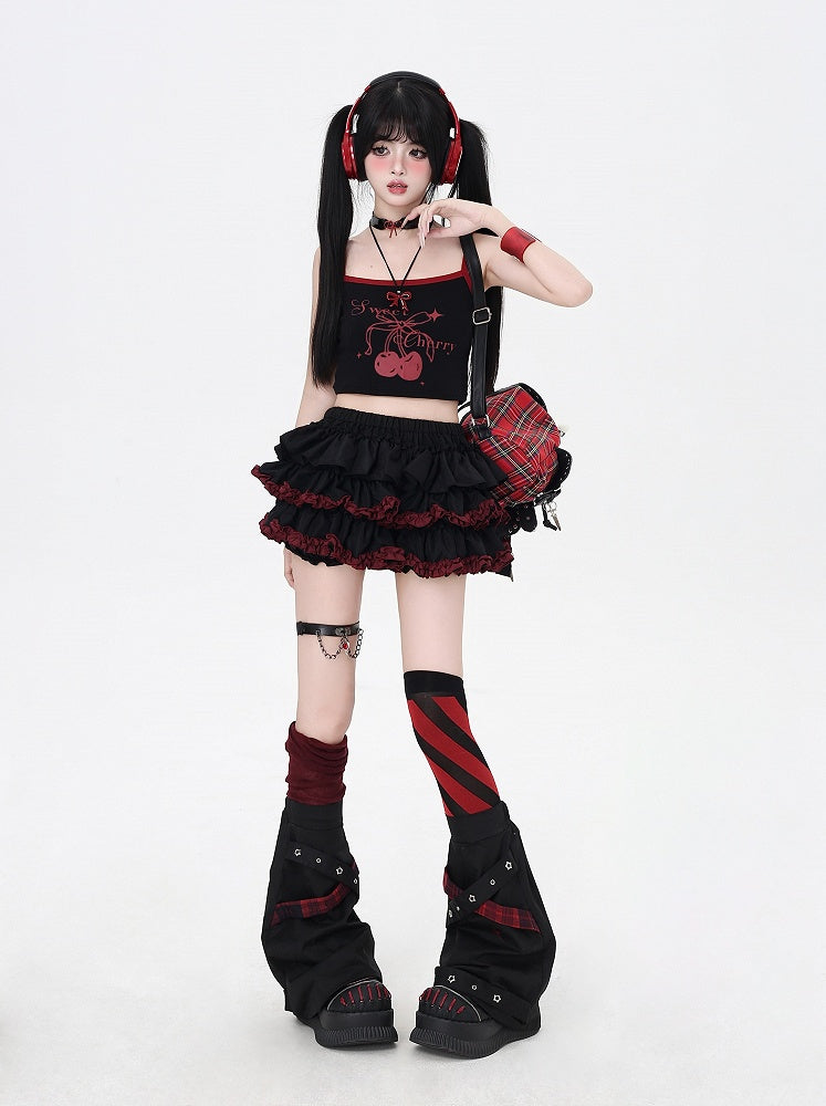 Rotes/schwarzes, kurzes Cami-Top mit Kirschdruck, Lila/Weiß