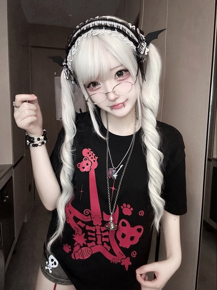 Red Guitar Print Rock Punk Black and Jirai Kei T-Shirt with Guitar Pick Necklace