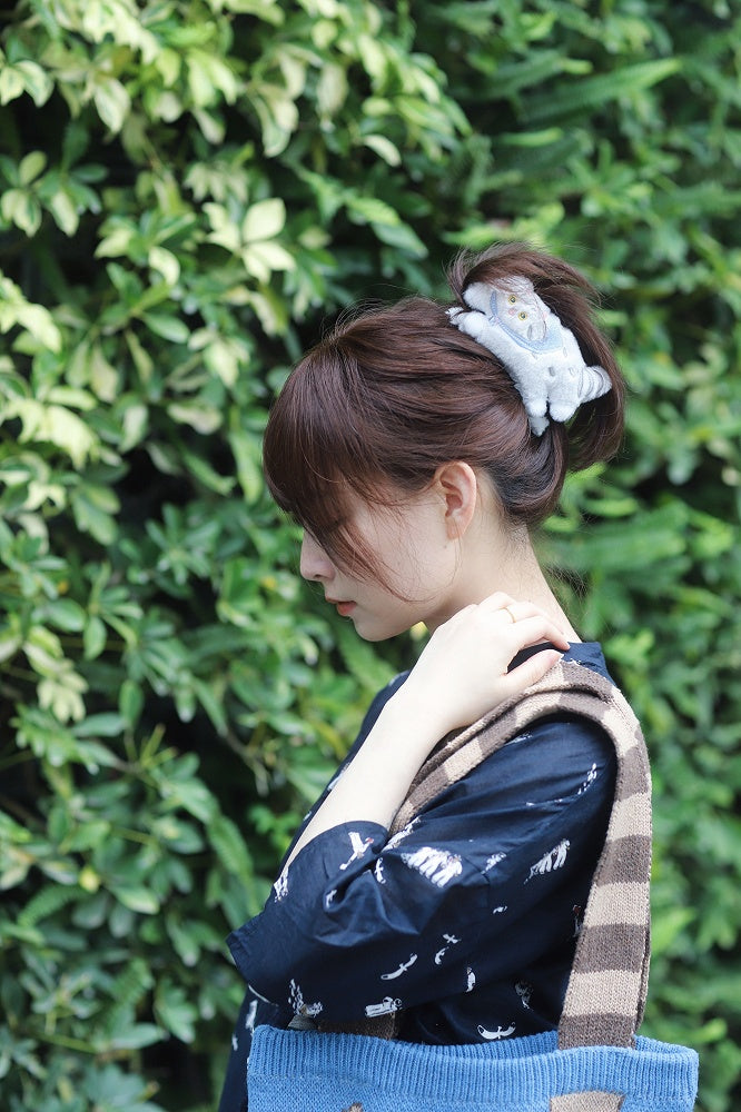 Grey/Brown Cute Cat-shaped Claw Clip