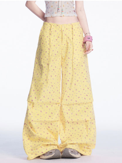 ライトイエローのドローストリングウエスト花柄ワイドレッグカジュアルパンツ