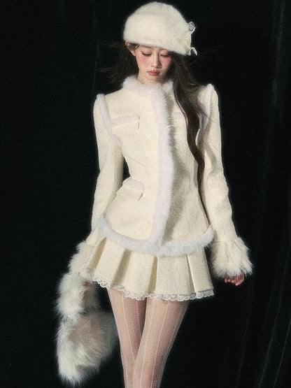 Aprikosenfarbener Jacquard-Rock aus Wolle mit Kellerfalten und Spitzenbesatz