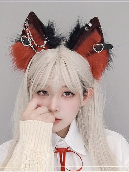 Lolita Shaggy Details BlackWhite/Gray/Red Punk Buckle Heart