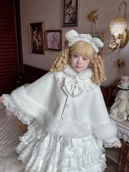 Cape Winter Wollimitat Kapuzenbesatz mit Katzenohrenfell Lolita Weiß