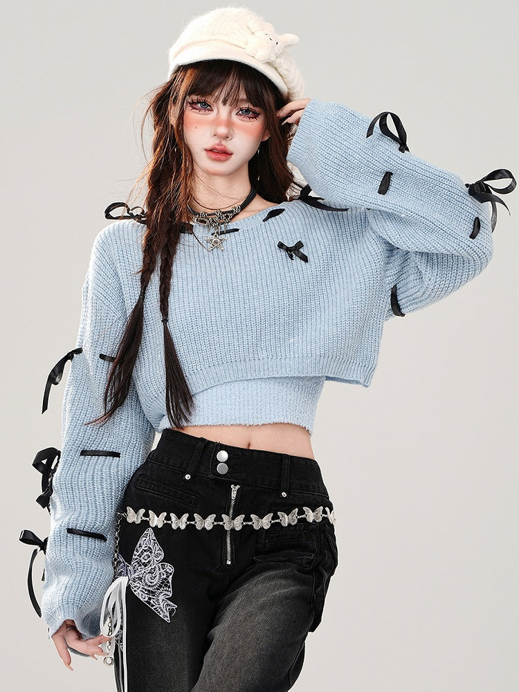 Blau/pinkes Set aus kurzem Pullover mit Schleifen an den Ärmeln und Camisole-Top