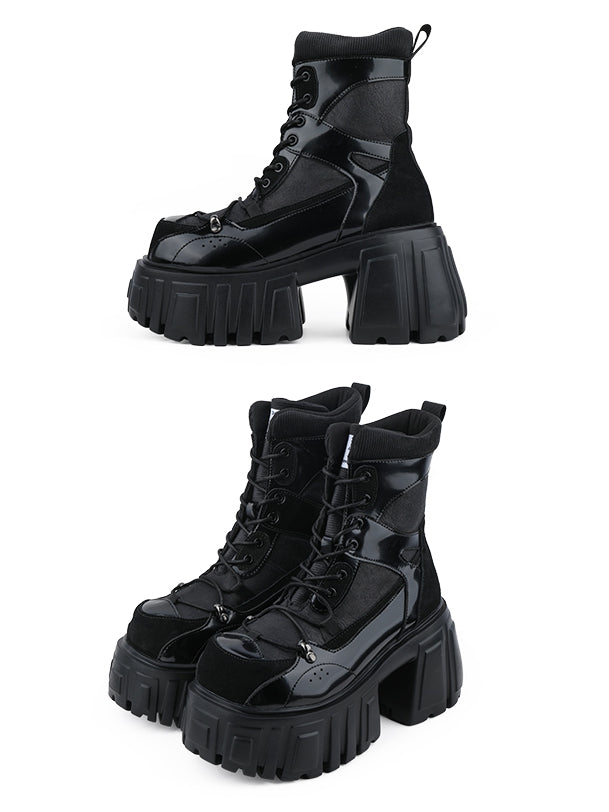 Schwarze Martins-Schnürschuhe mit Plateauverschluss und Punk-Design