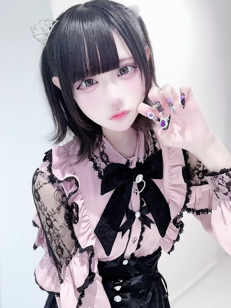 Rosa Bluse Trim Strass verziert Jirai Kei Perlen und Details Bowknot Rüschen