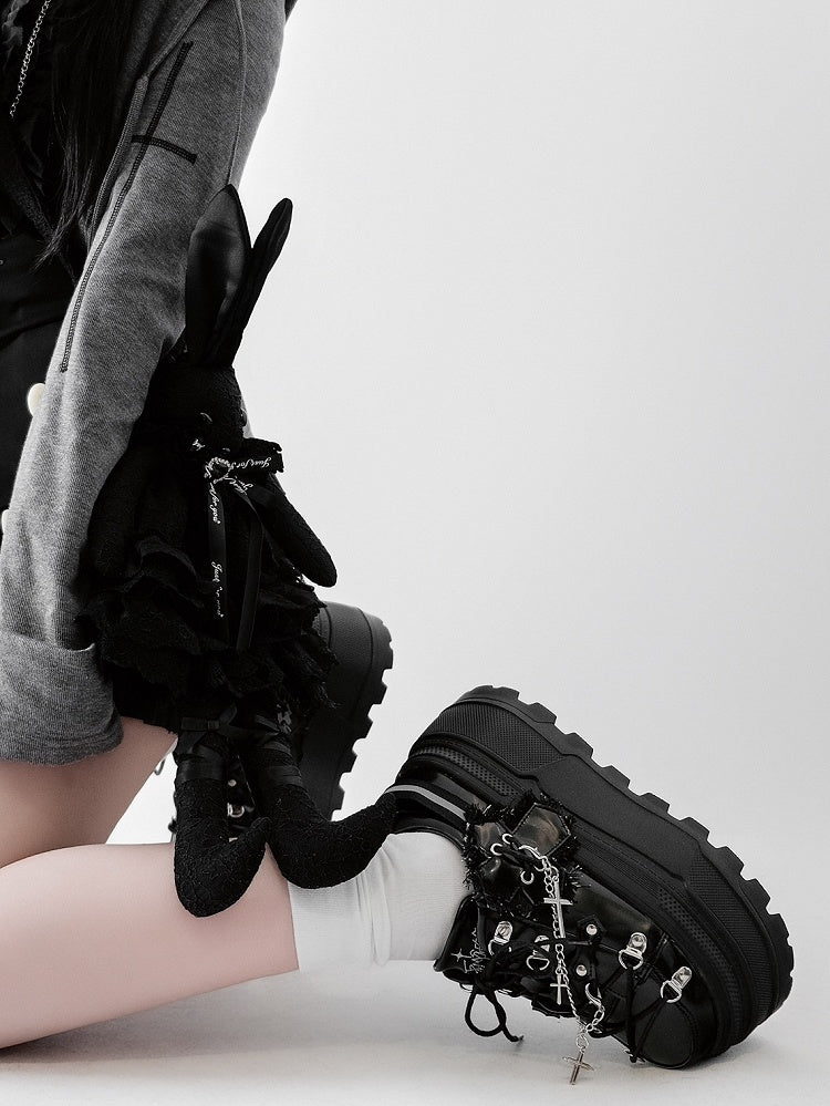 取り外し可能なブラック、パンクなフロントチャームタイデザインプラットフォームチェーンレースアップクロスシューズ