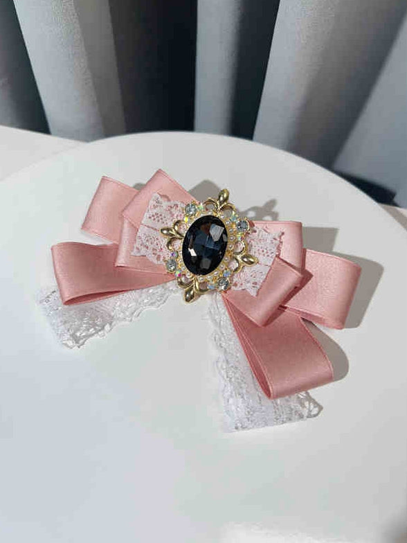 プレッピーなラインストーンの蝶ネクタイ