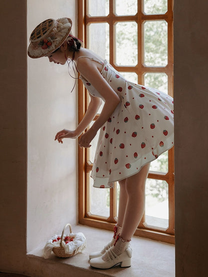 und weiß JSK süßes Kleid Polka Dots Sommer Lolita Erdbeere Sonne Druck