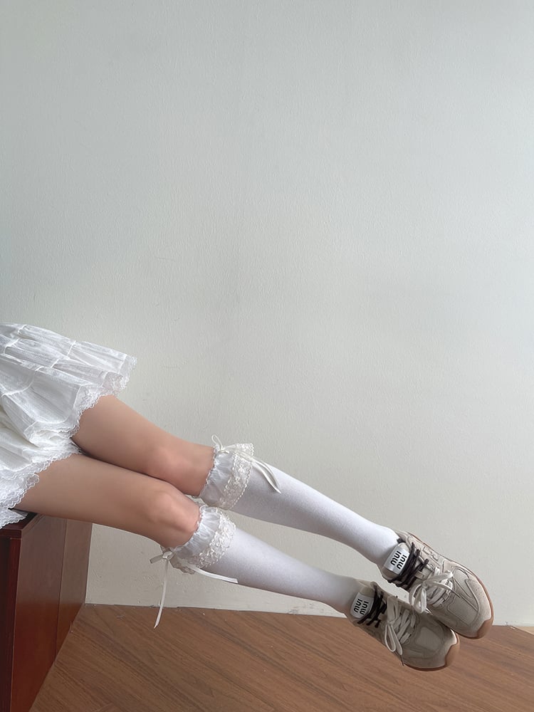 Ruffled Calf Trim with Socks Embroidered White/Black Decoration Lolita Bow