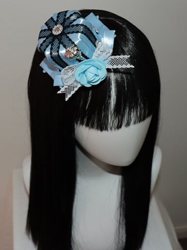 ブルー/ホワイトフローラルクラウンミニとデザイン装飾帽子ラインストーン