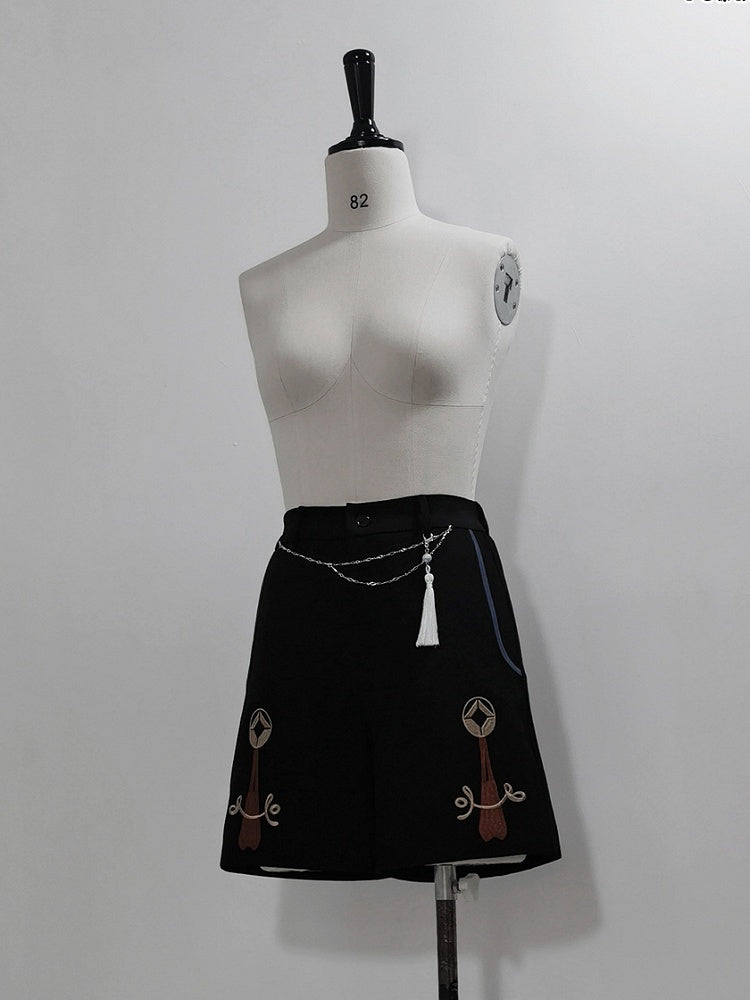 Schwarze Ouji Lolita-Shorts mit geradem Bein, Kette und Quaste
