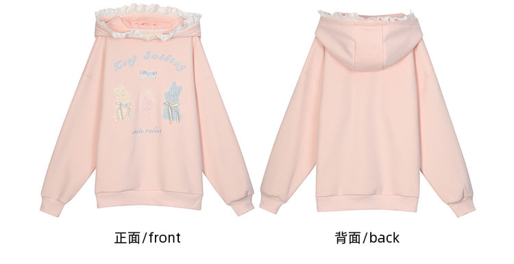 Rosafarbener, süßer Kapuzenpullover mit gehäkelten Häschendetails und Fleecefutter