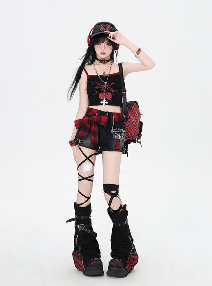 赤いデニムショートパンツ チェック柄 蝶結び 黒 グラマラス