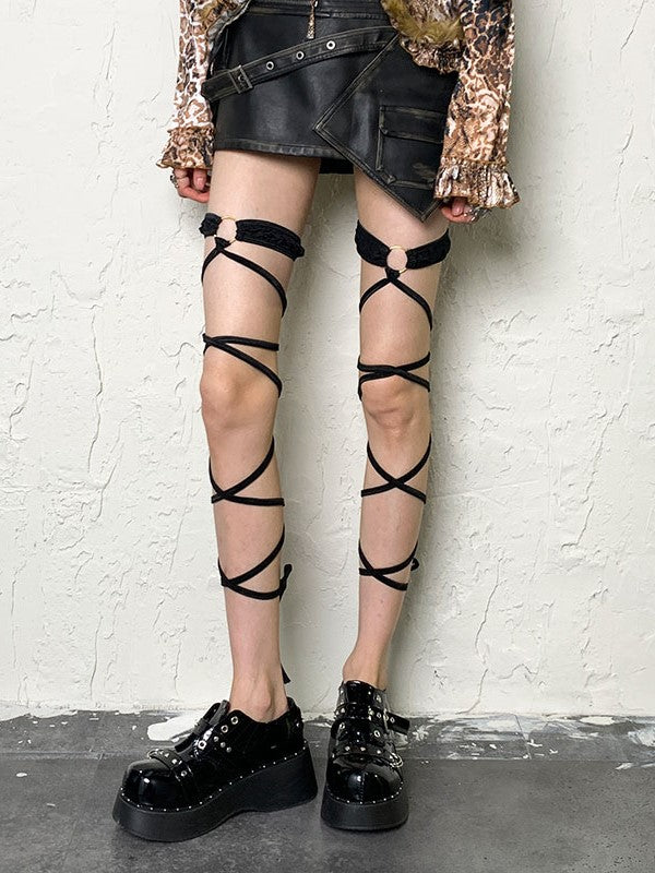 Y2K Schwarzes Beinkleid mit selbstbindenden Trägern