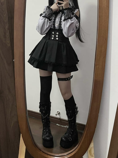 Staubblaues Jirai Kei-Top mit Herzausschnitt und Knopfverschluss und gratis Fliege