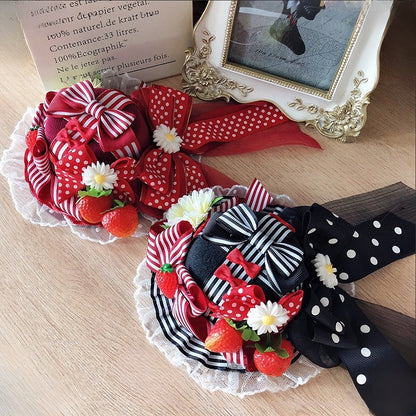 Rotweiß/Schwarz/Rot Verzierter Hut und Details Blumenspitze Erdbeere Minibesatz Schleife