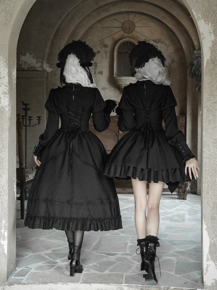 Gothic Bat Juliette Collar Black Sleeves with Wings Top Striped Lolita