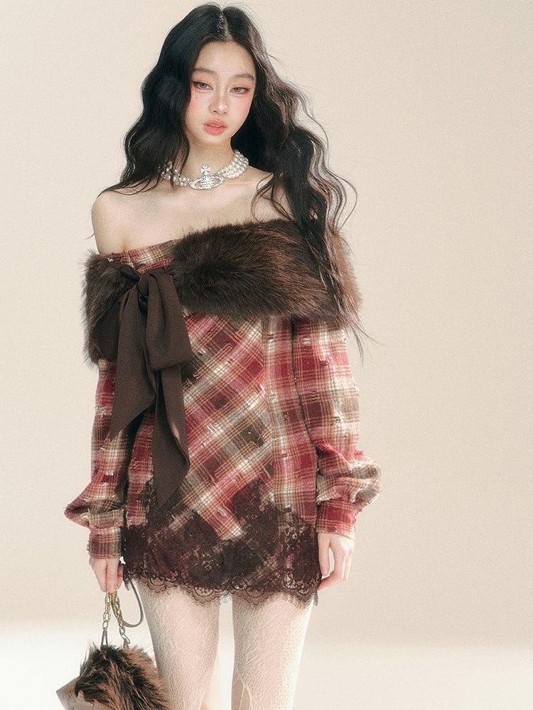 Rot-braunes kariertes Kleid mit Löchern im Used-Look, inklusive Plüschschal