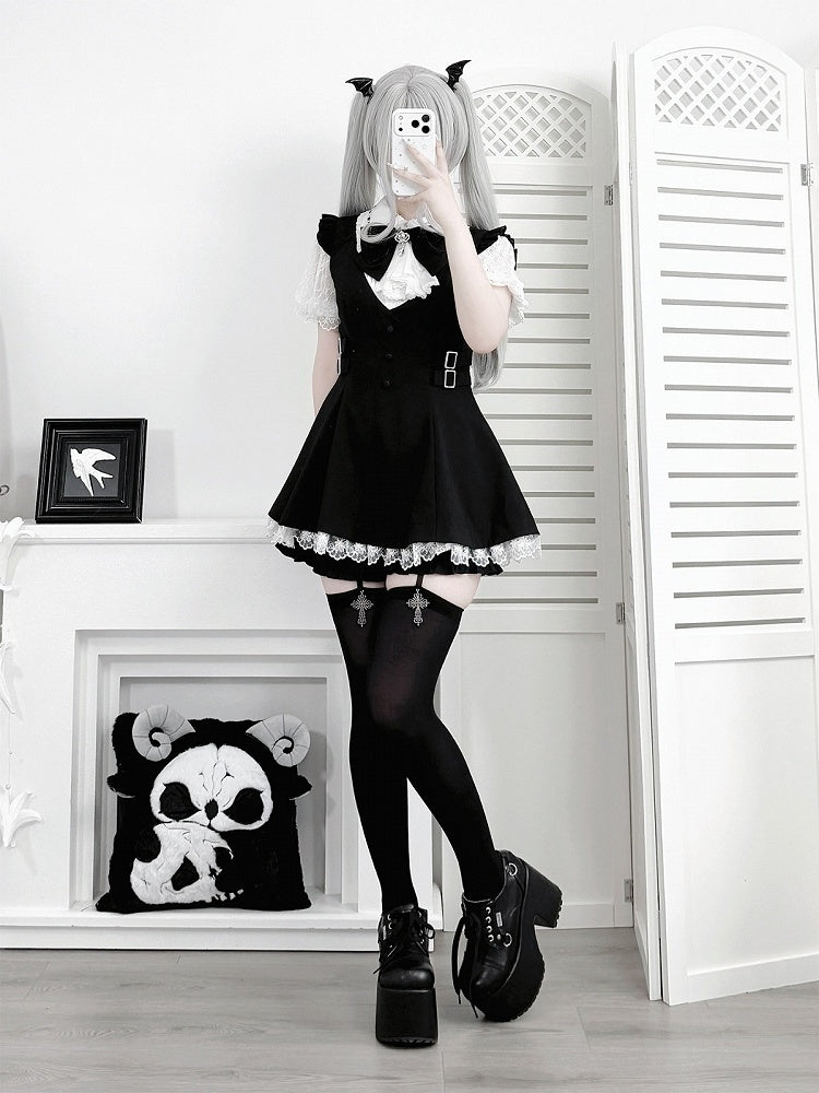 Jabot Black Jirai-Kei Plaid Short Sleeve Gown with Lace Bow Accents + Matching Shorts Set - Puzzles