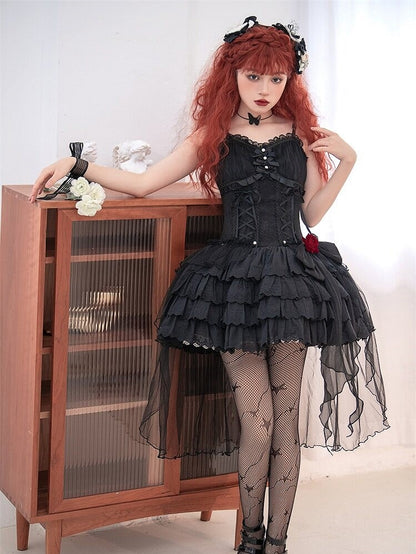 Black Sweetheart Neckline Corset Waist Jacquard Kuro Lolita Jumper Skirt with Rosette Accent - Unknown Star