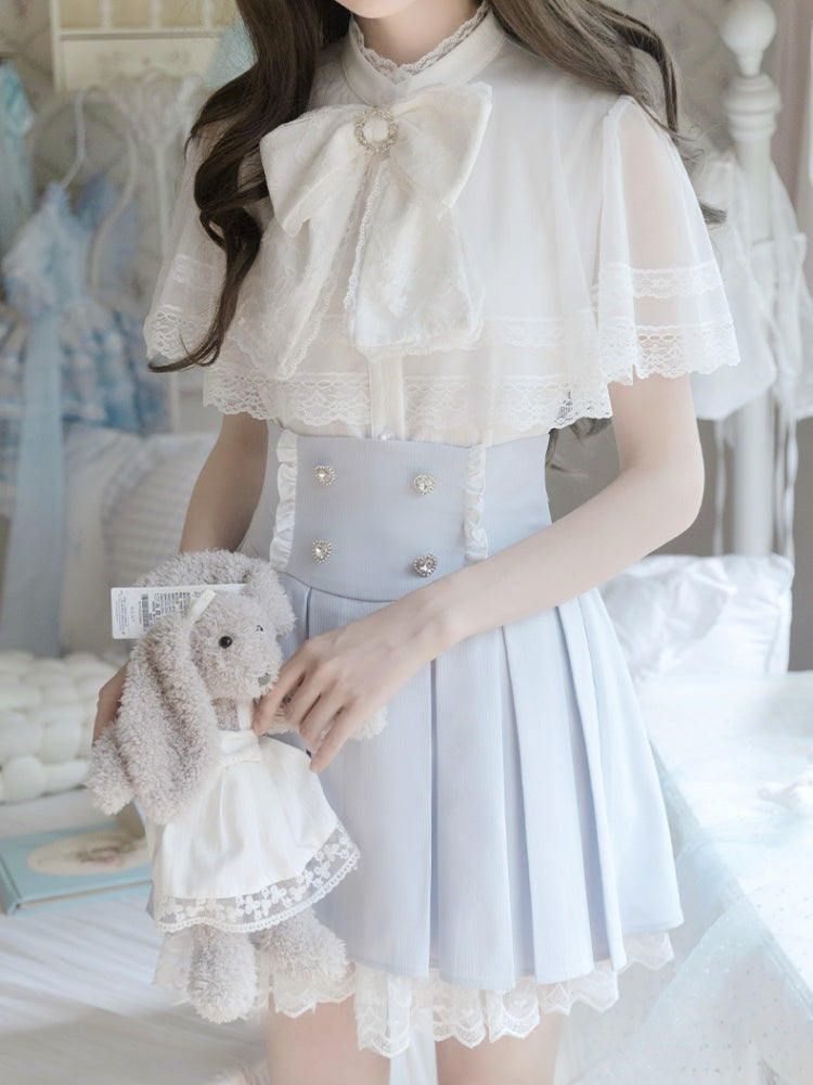 ジライケイ セット ボックスプリーツスカート + ケープトップ + ブルートリム 蝶ネクタイ ホワイトレース