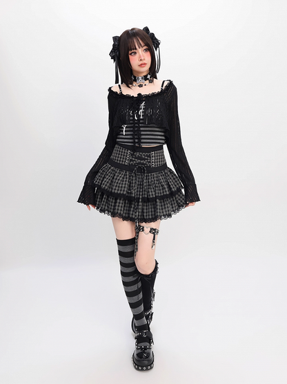 Gestreiftes Cami-Top zum Selbstbinden im Y2K-Stil mit schwarzem, kurzem Überwurf-Set