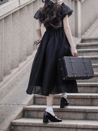 Kleid mit Stäbchen, Puffärmeln, hoher Taille, elegant, schwarze Ärmel