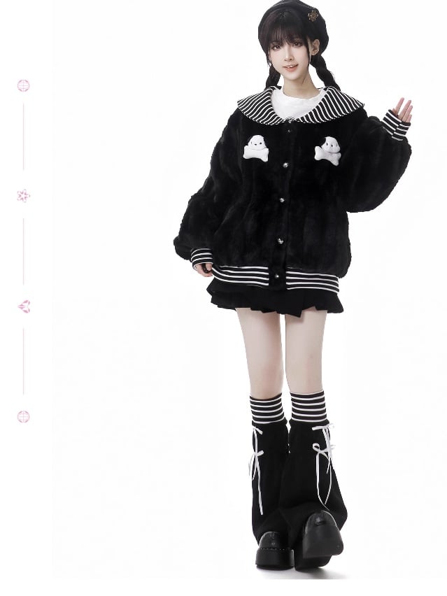 Schwarz gestreifter Plüschmantel mit Matrosenkragen