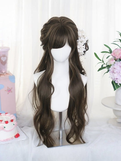 前髪はサイドに流し、ウィッグ付き、ブラウン、長さ65～70cm、ウェーブ