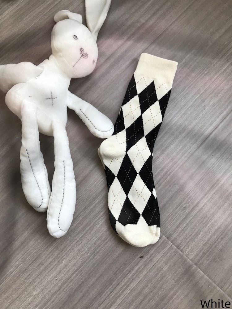 Retro 4 Pattern Diamond Cotton Socks Colors