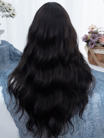 Schwarzer Tee, lange, gewellte Kunsthaarperücke mit Pony