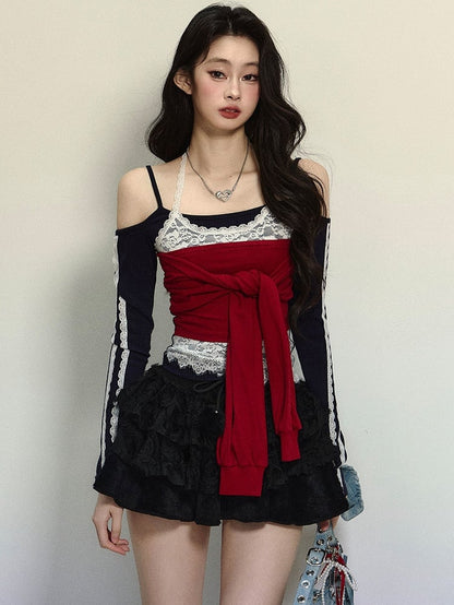 黒と赤の大胆なネクタイアクセントのホルターネック長袖トップス