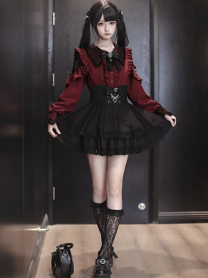 Pointed Flat Black Jirai Kei and Shoulders Gothic Red Collar Cutout with Lace-Inset Blouse