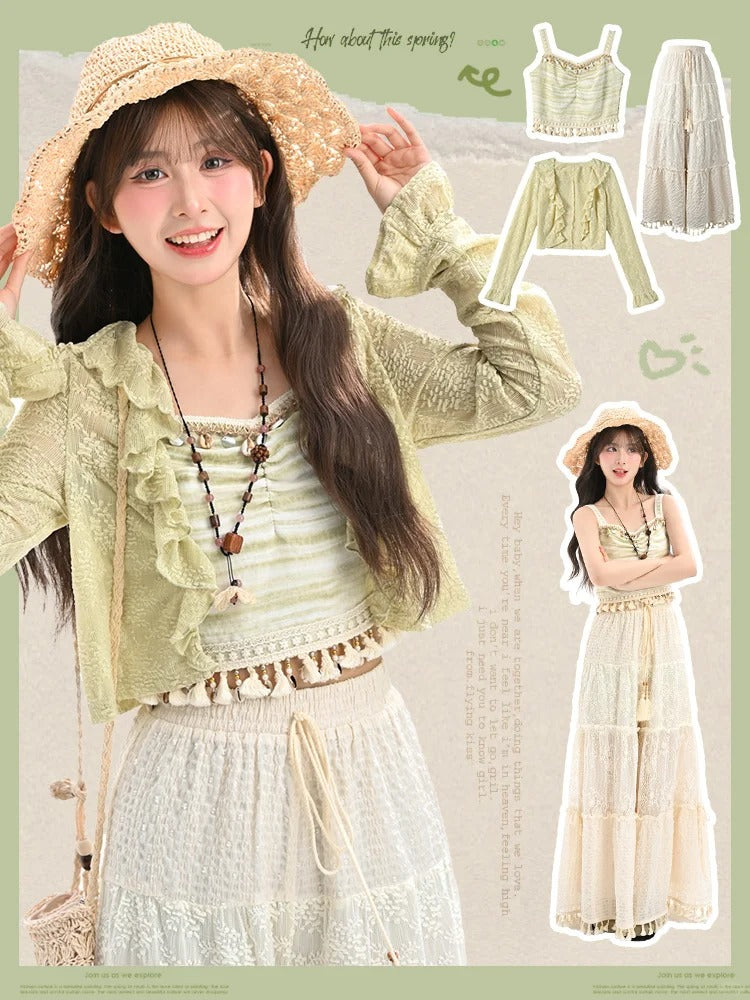 Kawaii Spitzen-Cardigan mit grünem Rüschensaum und ausgehöhltem Yume