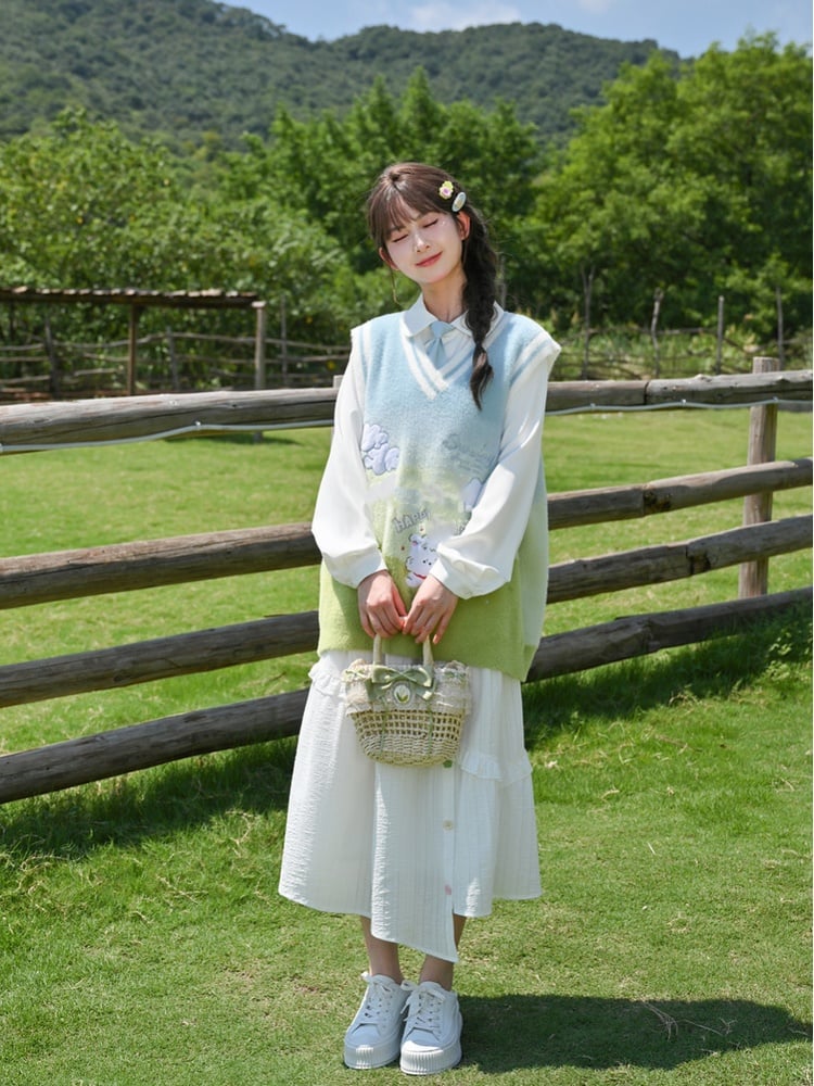 ホワイトアシンメトリーヘムスカート