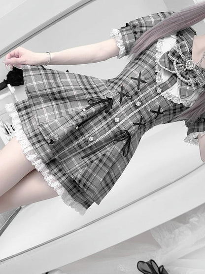 グレーケイチェックウエストラインストーンジライミニドレス+ショーツ装飾セットレースアップディテール