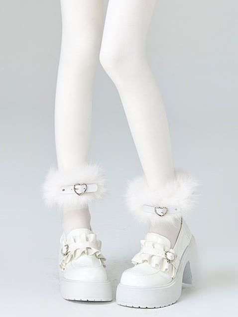 ホワイトタイツ ホワイトハートバックル シャギーカフスセット