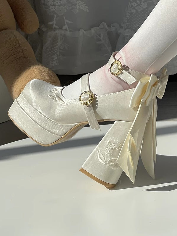 die Janes High Valley Plattform Bowknot Mary Abnehmbare Ferse Weiß Stickerei Lily Satin Block