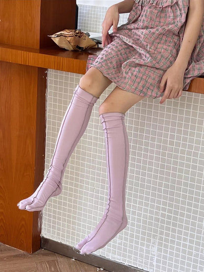 6 Vertical Stripe Toe-Separated Colors Pattern Stockings
