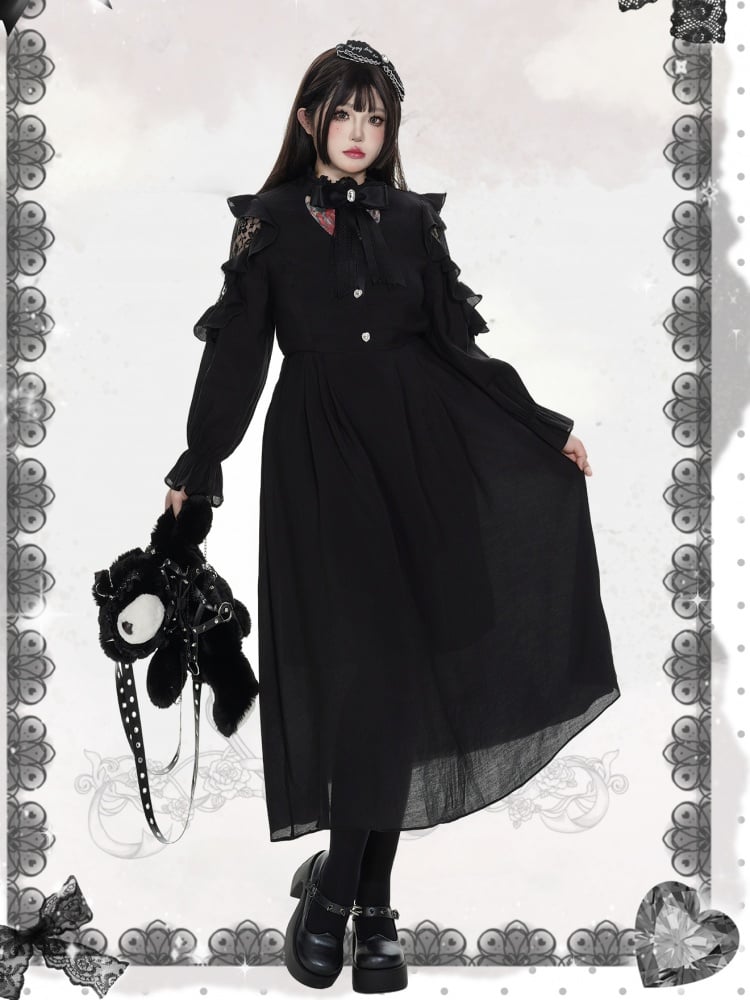 Plus Size Langes Kleid mit Herzknöpfen und schwarzer Spitze