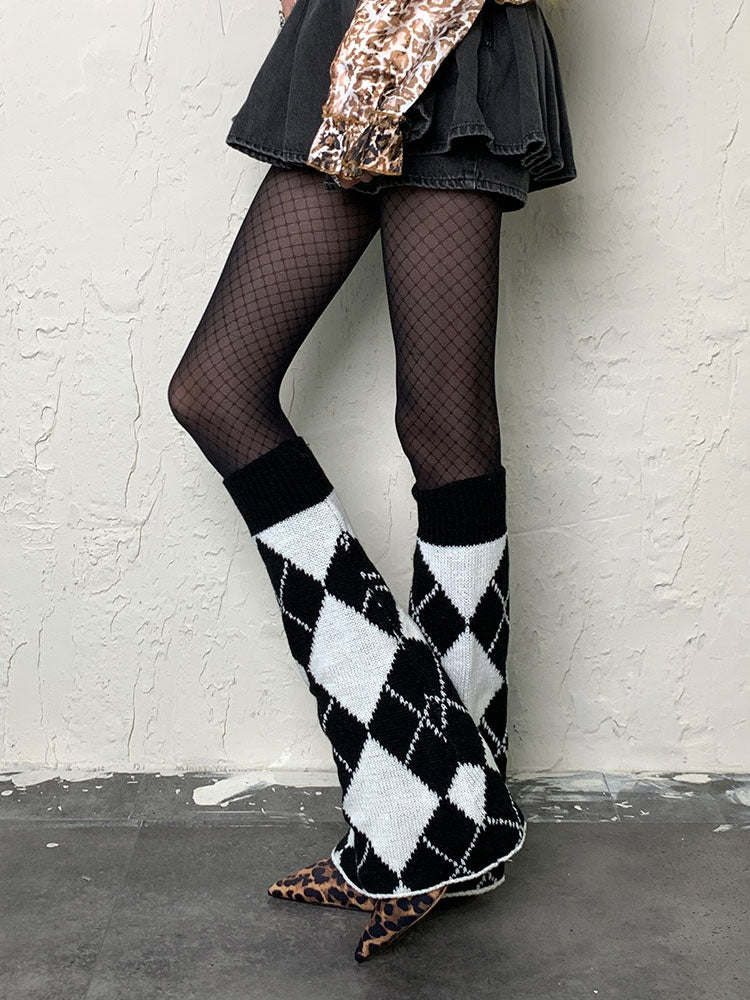 Y2K Black and White Diamond Leg Warmers