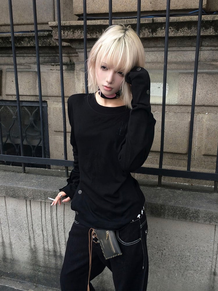 Black Button Details Crewneck Sweatshirt with in