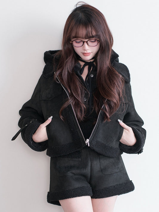 Kei Hooded Cropped with Strap Black Jirai Jacket Details Zippered