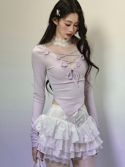 Lila Illusionsausschnitt Überkreuzte Träger Oberteil mit Blumenverzierung Asymmetrischer Saum