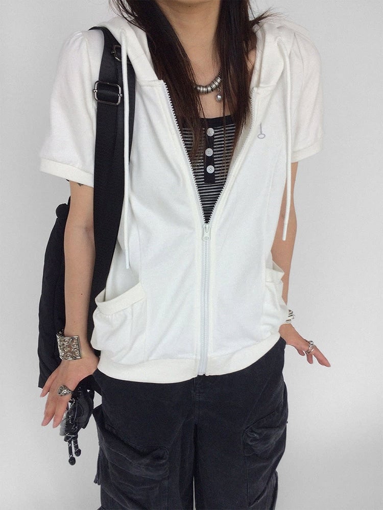 White Vintage Y2K Hooded Short Sleeve Jacket with Key Embroidery - innomoood