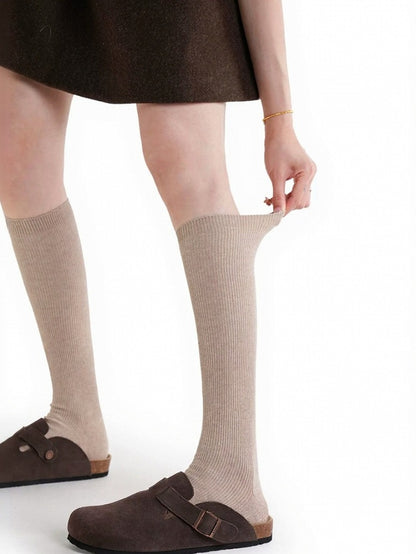 Solid Ribbed Calf Socks - ModaSwings