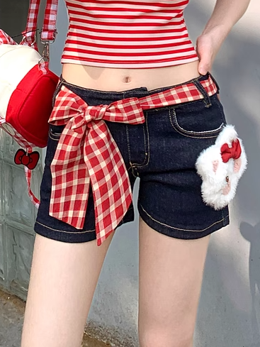 and Red Plaid Accessory Dark Blue Straight-leg Denim Shorts with Kitty Plushie Waist
